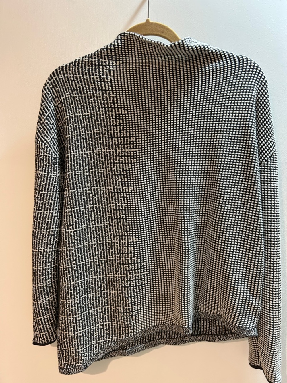 NIC+ZOE Black and White Sweater